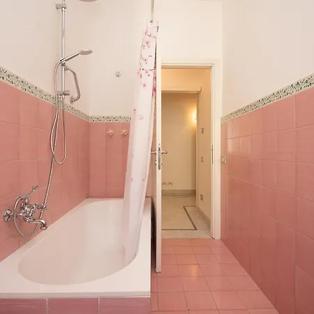 アパート Ninetyone Via Sistina Spanish Steps ローマ